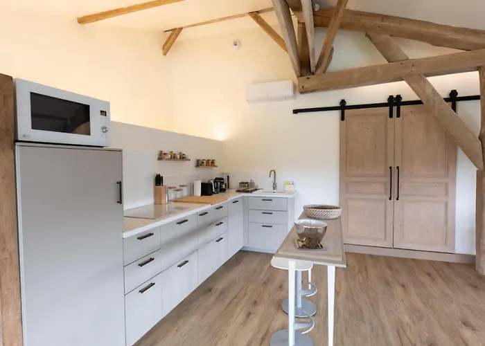 L'aparte Daire Sames